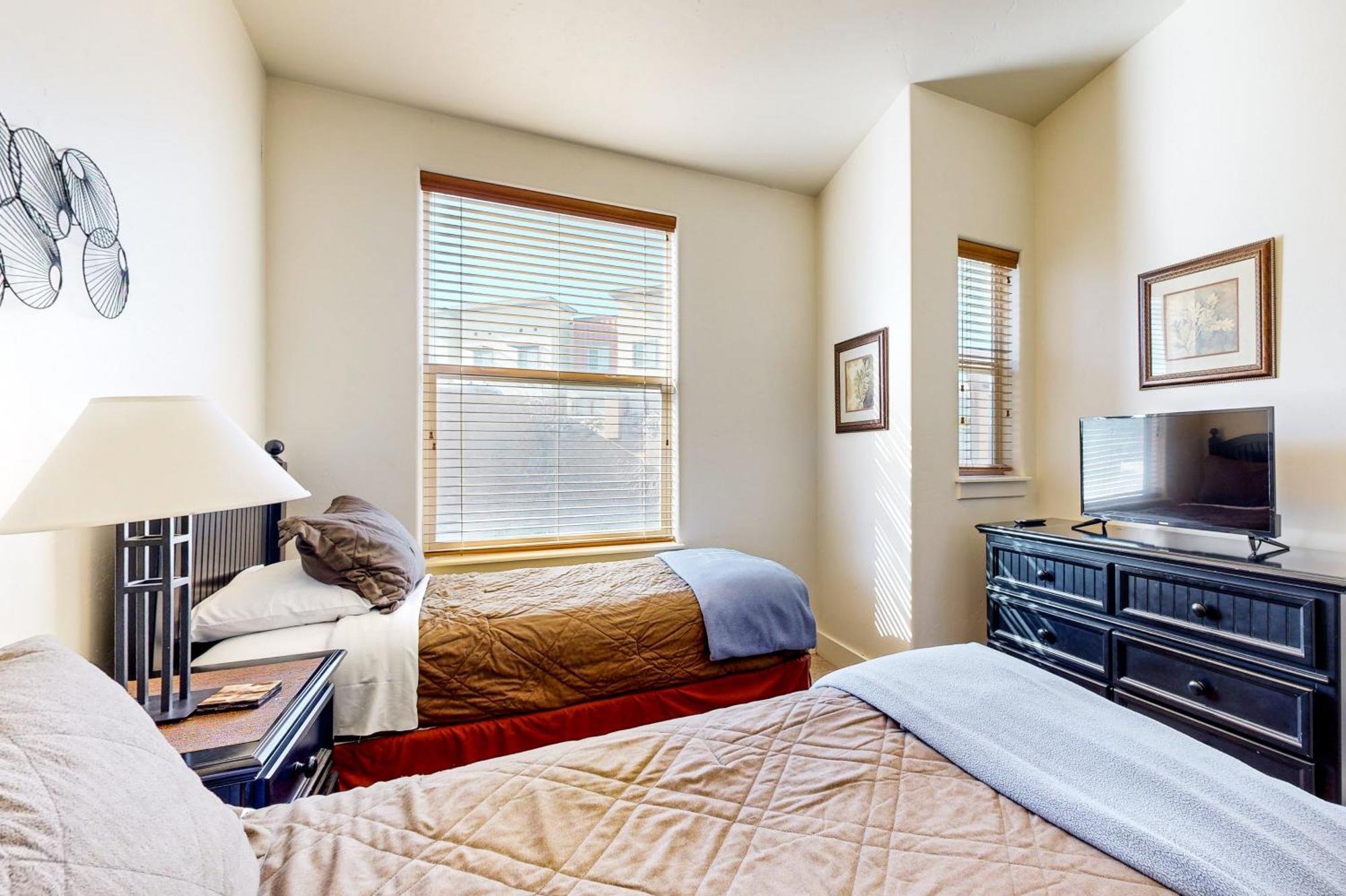 Newpark Townhomes 28 パークシティ エクステリア 写真