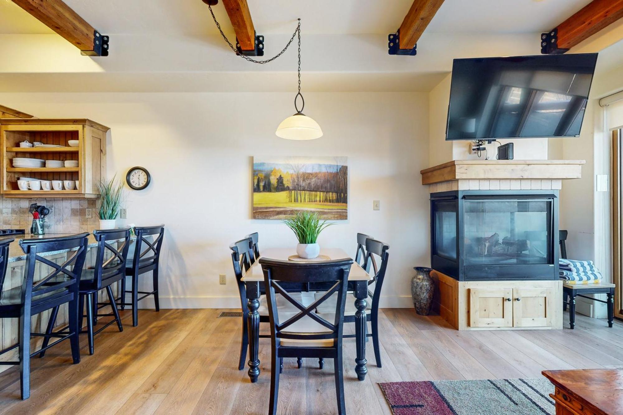 Newpark Townhomes 28 パークシティ エクステリア 写真
